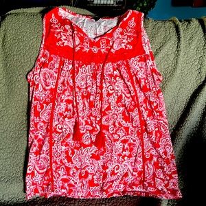Vibrant Red sleeveless top with stunning red tassels by New Directions size Lg.